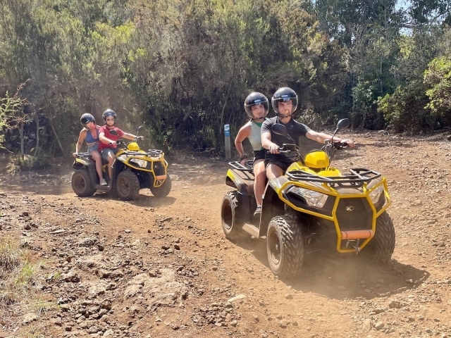  Sur la route avec les quads 