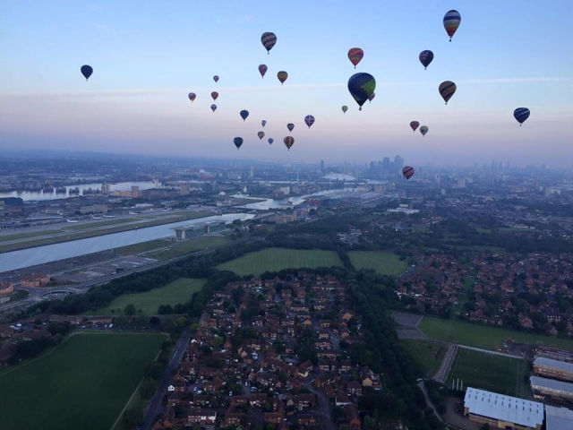 Volando en globo por el campo riojano