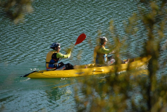 Location de canoë en eaux calmes 