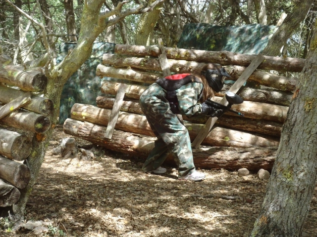  彩弹射击游戏中的伏击 