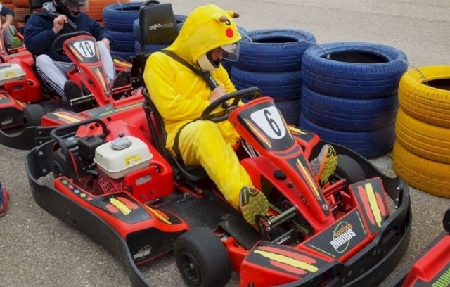  Pikachu também vem participar do kart conosco