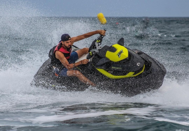  Mit dem Jetski auf Hochtouren