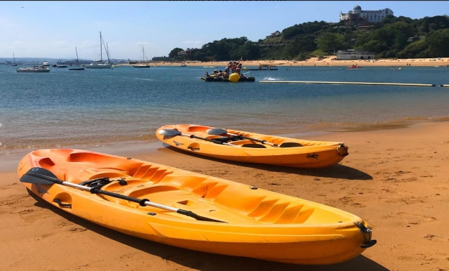  Canoe nella baia di Santander 