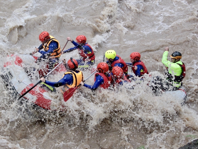 Whitewater rafting 