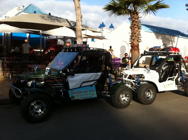 Paseando por ciudad en buggy