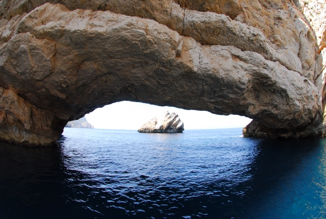 entering the cave 