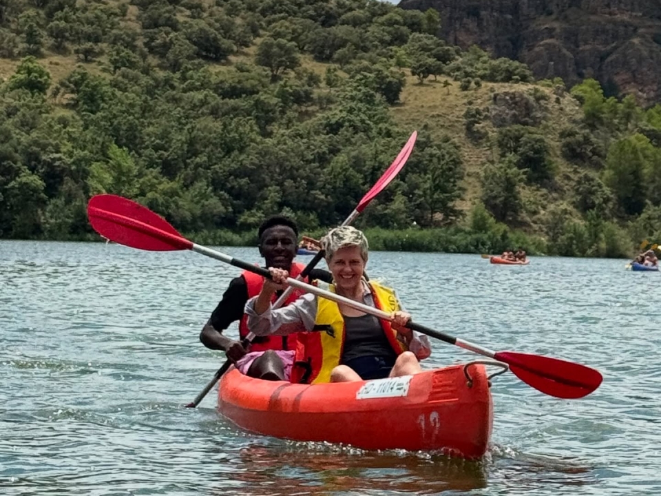  Canoe navigation in the Duratón 