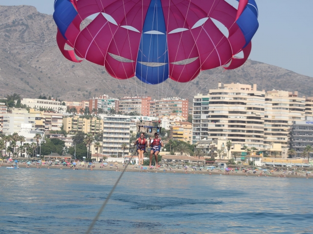 Viaje en parasailing