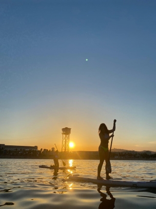 Paddle surf alla Barceloneta al tramonto 1h