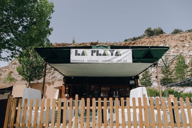  Bar in the rest area 