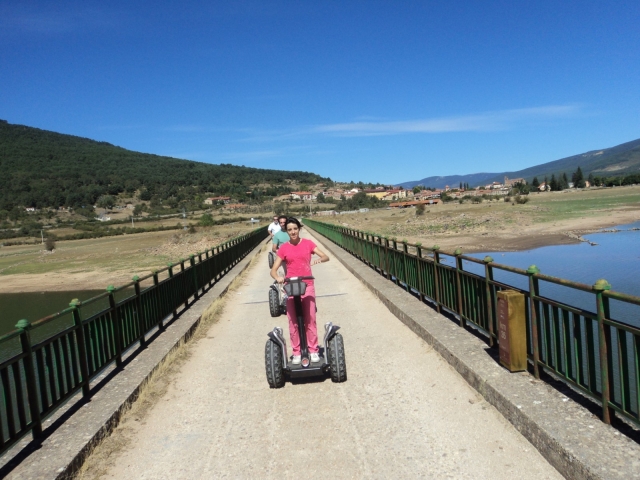  Traverser un pont à Soria en segway 
