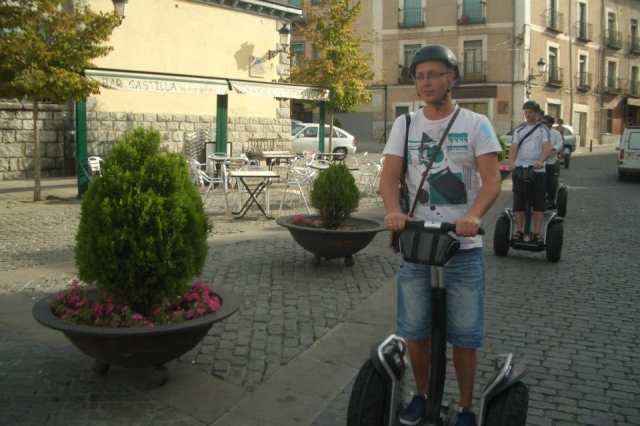 Recorrido en segway en Segovia