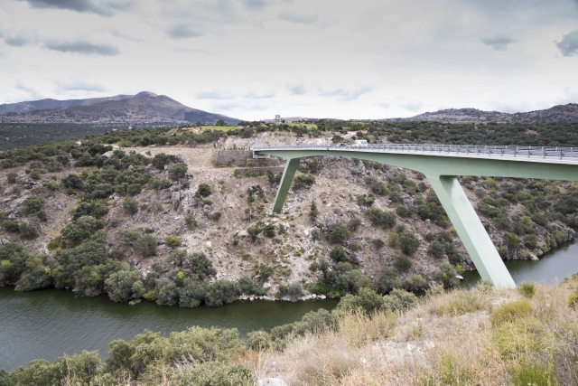 Entorno natural embalse de San Rafael