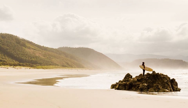  Surfing with a professional instructor 