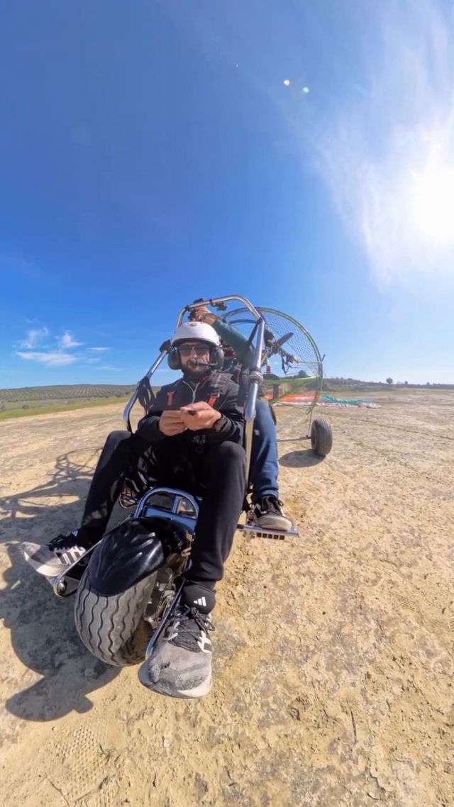  Antes da decolagem em paramotor 