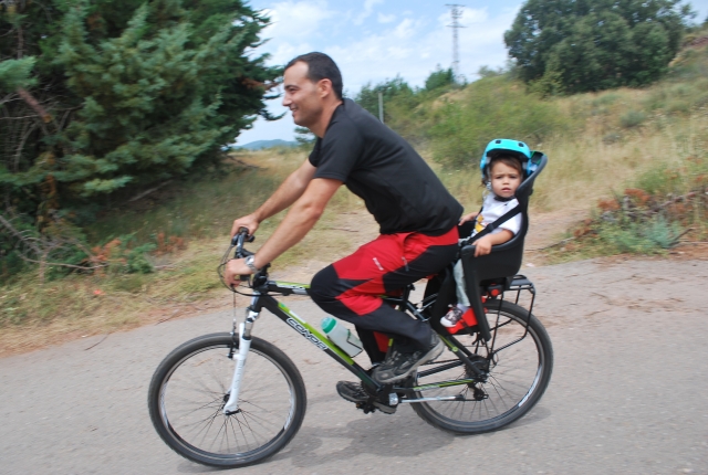  Vélo et siège enfant 