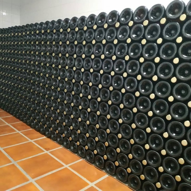  瓶装葡萄酒展区 