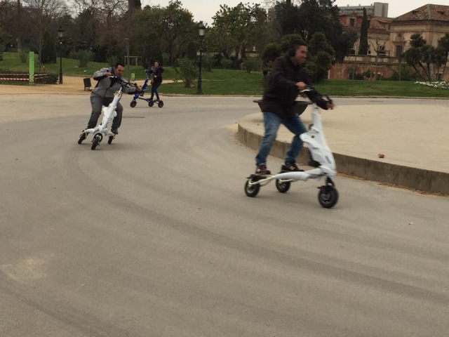  S'amuser avec les trikkes électriques 