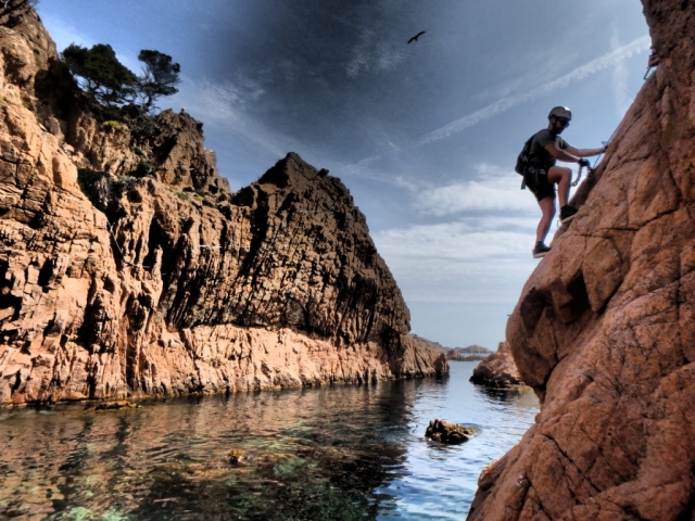  Fazendo uma via ferrata com vistas impressionantes
