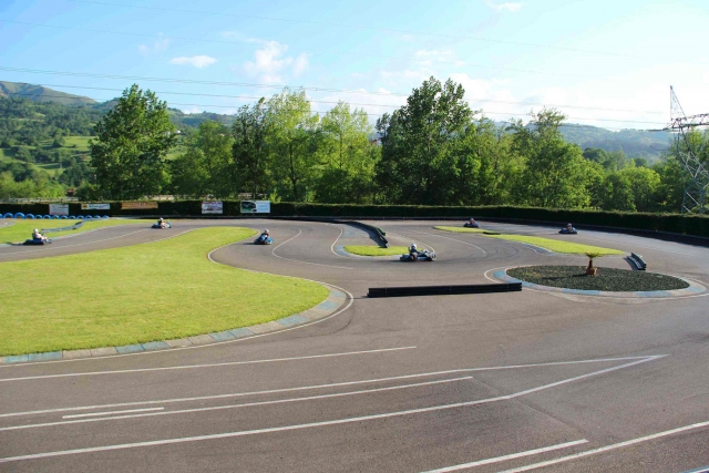  Section with curves in the karting 
