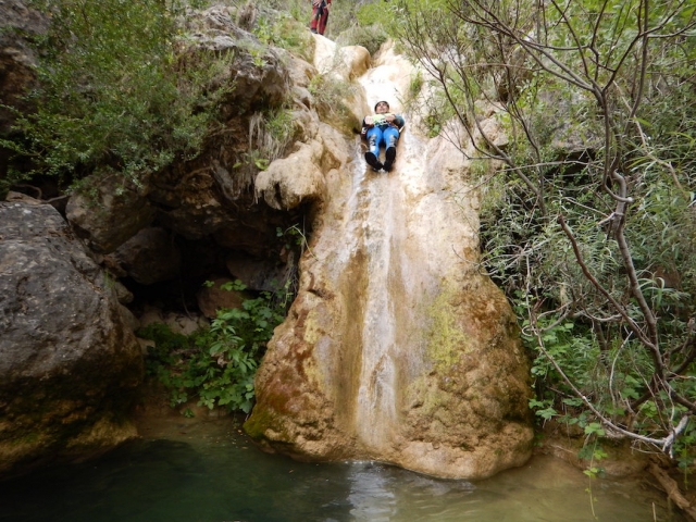  Tuffati nelle piscine d'acqua naturali 