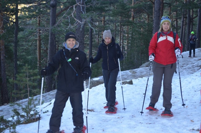 Caminando con raquetas de nieve en Madrid