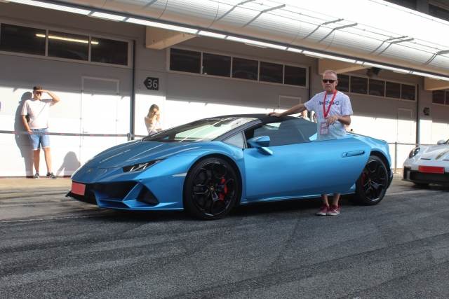  Circuit de Montmeló avec la voiture de sport