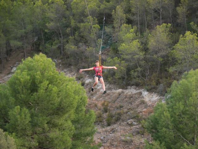  Super tyrolienne de 142 mètres 
