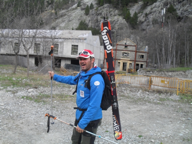  Manchmal Skier im Rucksack 