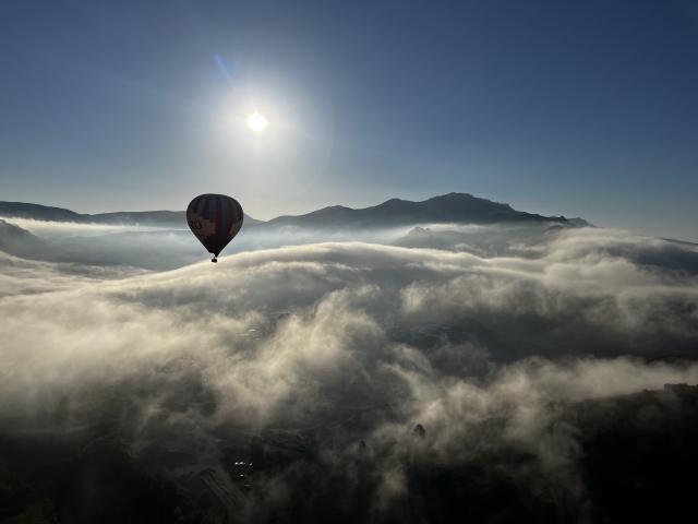  Voler au-dessus des nuages ​​