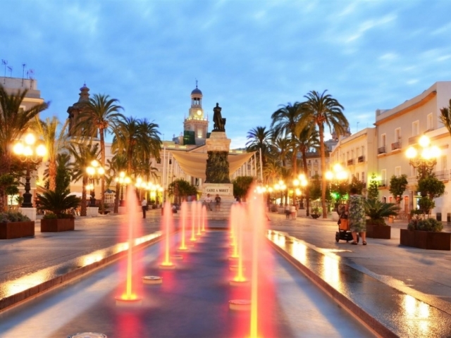 Plaza de San Juan de Dios