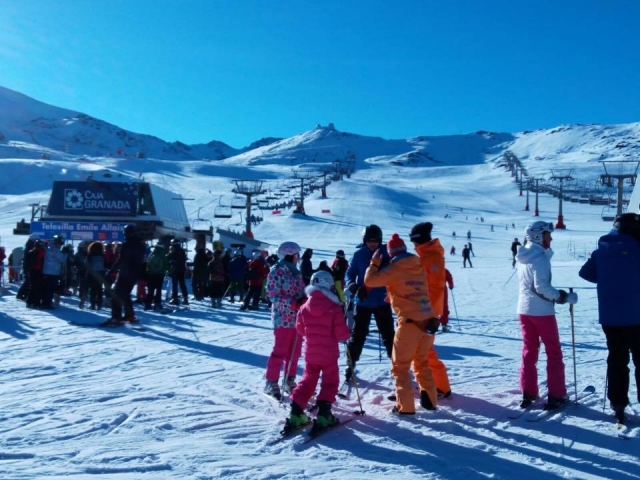  Ski lessons in Sierra Nevada 