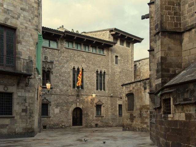  Piazza San Filippo Neri