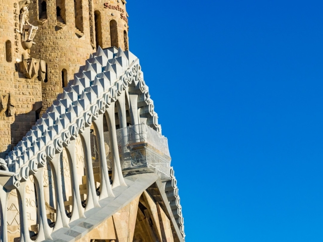  Detail of the façade of the Passion of the Sagrada Familia 