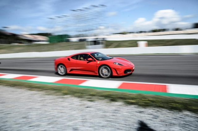 Ferrari F430 F1 en la pista de Campillos