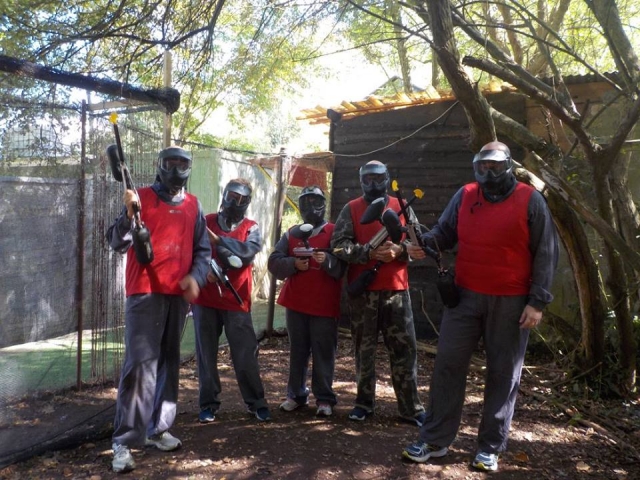  Paintball team 