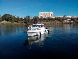 Alquiler barco sin patrón por el Guadalquivir, 4h
