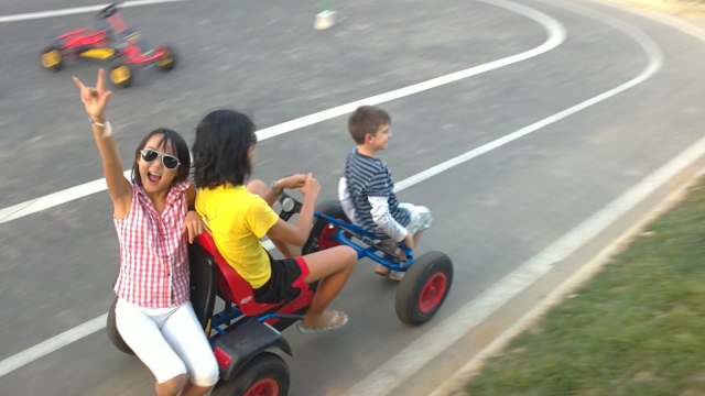 Go go go go go go go-go-go-go-go-go-go-go-go-go-go-go-go-go-go-go-go-go-go-karts a pedales