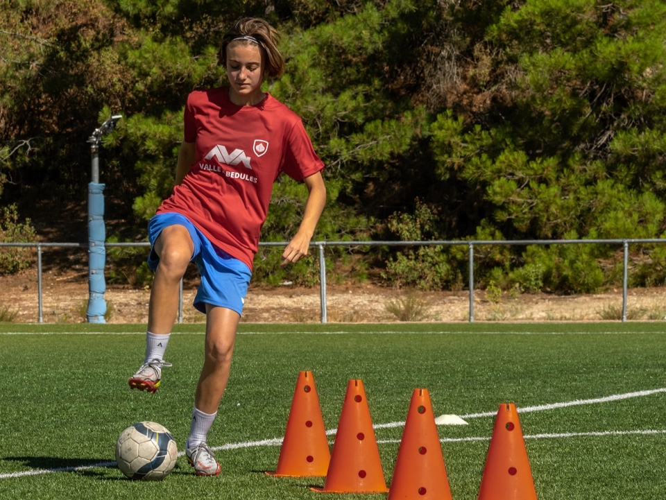 Campamento de fútbol en el Valle de los Abedules