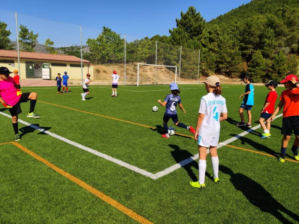 Campus de fútbol en la Sierra de Madrid