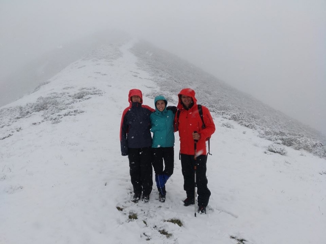  enjoy the routes through the snow 