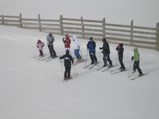  Group ski classes 