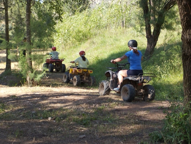  Profitez de la vallée de Cofrentes sur l'un de nos quads 