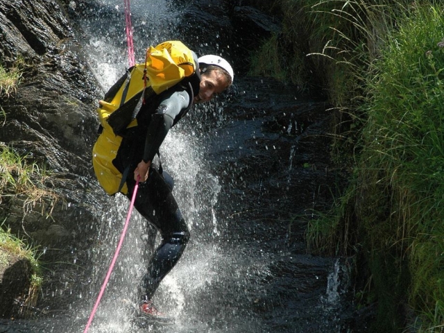 Canyoning initiation with photographs in Organyà