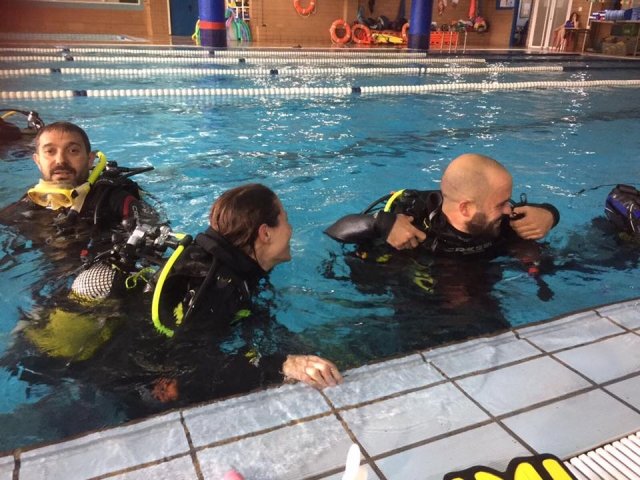  Pooltauchen 