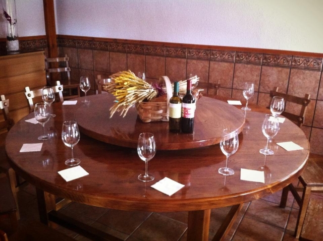  Tavolo apparecchiato