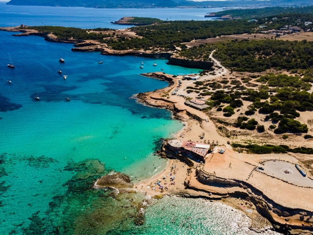  Cala Comte