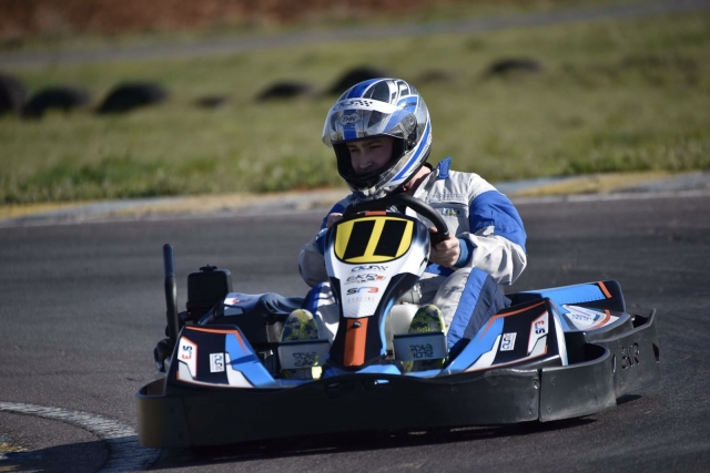  Ten lap race 