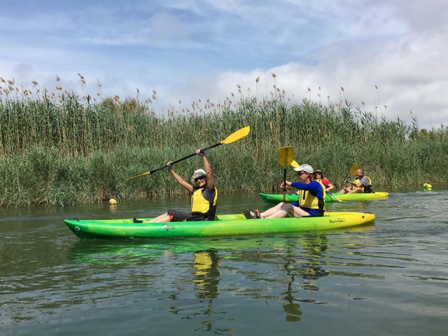  Grupo de caiaques no Ebro 