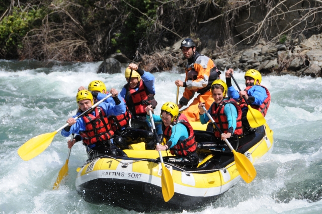Haciendo rafting